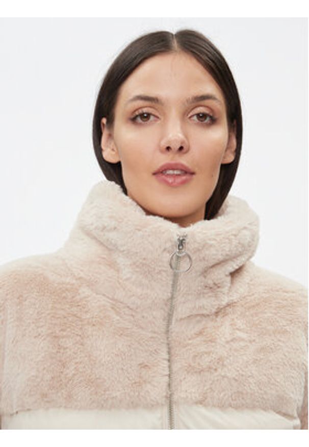 only - ONLY Kurtka zimowa 15292945 Beżowy Regular Fit. Kolor: beżowy. Materiał: syntetyk. Sezon: zima