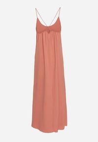 Born2be - Różowa Taliowana Sukienka na Ramiączkach Rivaniell. Okazja: na co dzień, na imprezę. Kolor: różowy. Materiał: jeans. Długość rękawa: na ramiączkach. Typ sukienki: oversize. Styl: casual, elegancki #3