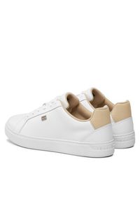 TOMMY HILFIGER - Tommy Hilfiger Sneakersy Essential Court Sneaker FW0FW07686 Biały. Kolor: biały. Materiał: skóra