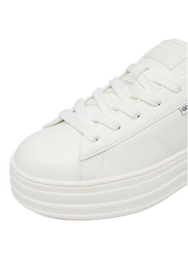 Guess Jeans Sneakersy WBEO-GSJ0917 Biały. Kolor: biały. Materiał: skóra