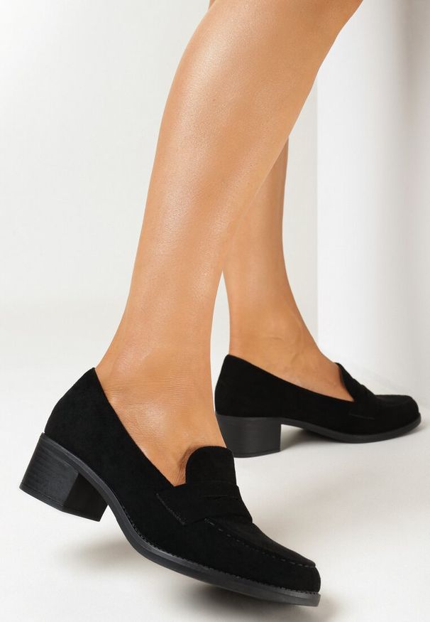 Born2be - Czarne Mokasyny na Niskim Słupku Hixe. Kolor: czarny. Obcas: na słupku. Styl: elegancki