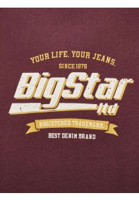 Big-Star - Koszulka męska z nadrukiem bordowa Briss 604. Okazja: na co dzień. Kolor: czerwony. Materiał: bawełna, materiał, skóra, jeans. Wzór: nadruk. Styl: klasyczny, vintage, casual