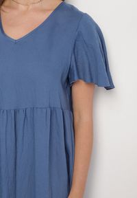 Born2be - Niebieska Wiskozowa Sukienka Rozkloszowana z Dekoltem V Natilenia. Okazja: na co dzień. Kolor: niebieski. Materiał: wiskoza. Styl: klasyczny, elegancki, casual #4