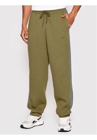 Levi's® Spodnie dresowe A3310-0000 Zielony Regular Fit. Kolor: zielony. Materiał: dresówka, bawełna