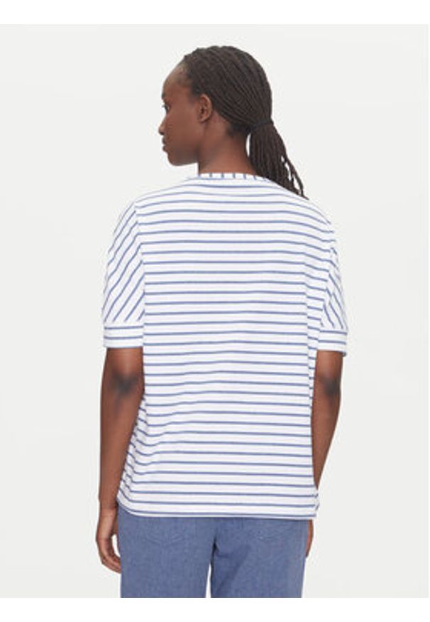 Olsen T-Shirt 11105121 Niebieski Regular Fit. Kolor: niebieski. Materiał: bawełna