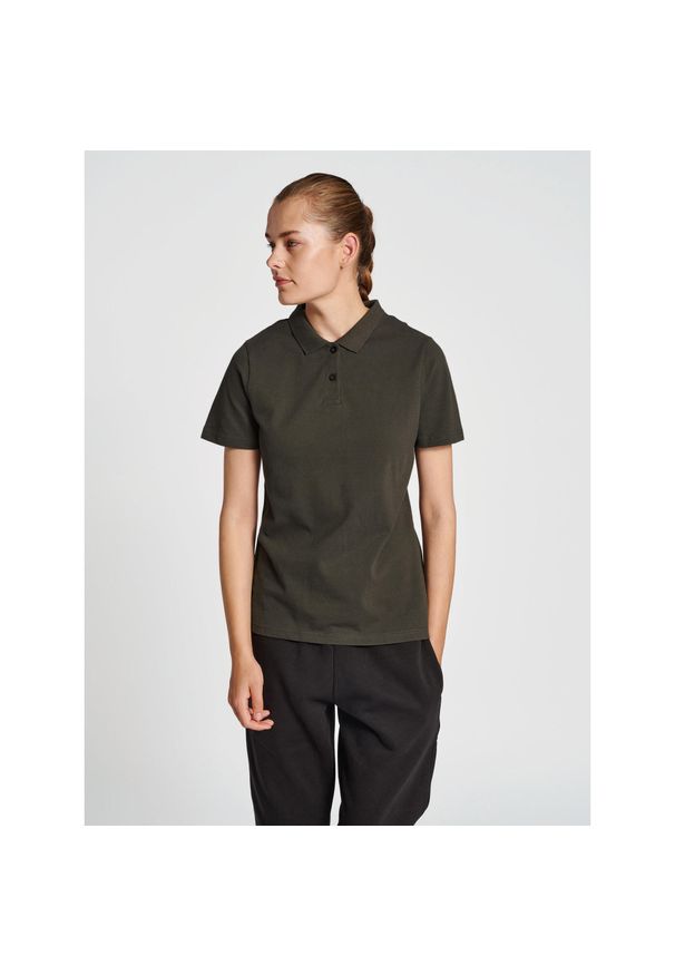 Damska koszulka polo Hummel Red Classic. Typ kołnierza: polo. Kolor: wielokolorowy, szary, czarny, zielony. Materiał: tkanina, bawełna. Styl: sportowy