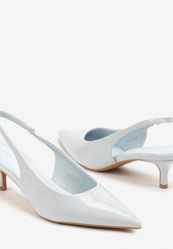 Born2be - Niebieskie Lakierowane Czółenka Slingback Vices na Obcasie Typu Kaczuszka Sonilitia. Okazja: na co dzień. Zapięcie: pasek. Kolor: niebieski. Materiał: lakier. Obcas: na obcasie. Styl: klasyczny, elegancki, casual. Wysokość obcasa: niski
