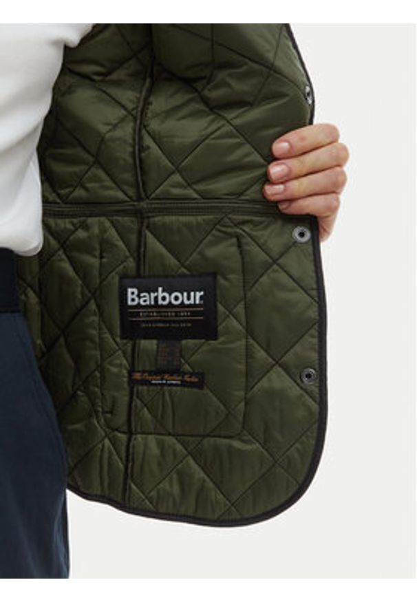 Barbour Kurtka przejściowa Deveron LQU1012BK91 Czarny Regular Fit. Kolor: czarny. Materiał: syntetyk
