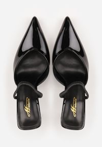 Born2be - Czarne Lakierowane Szpilki z Elastycznym Paskiem na Piętę Balzorwyn. Okazja: na randkę, do pracy, na wesele, na spotkanie biznesowe, na ślub cywilny. Nosek buta: szpiczasty. Zapięcie: pasek. Kolor: czarny. Materiał: lakier. Obcas: na szpilce. Styl: elegancki, biznesowy, klasyczny. Wysokość obcasa: średni #2