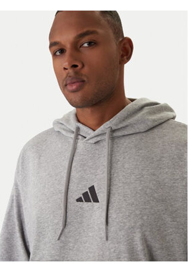 Adidas - adidas Bluza Essentials Feel Cozy JE3851 Szary Regular Fit. Kolor: szary. Materiał: bawełna