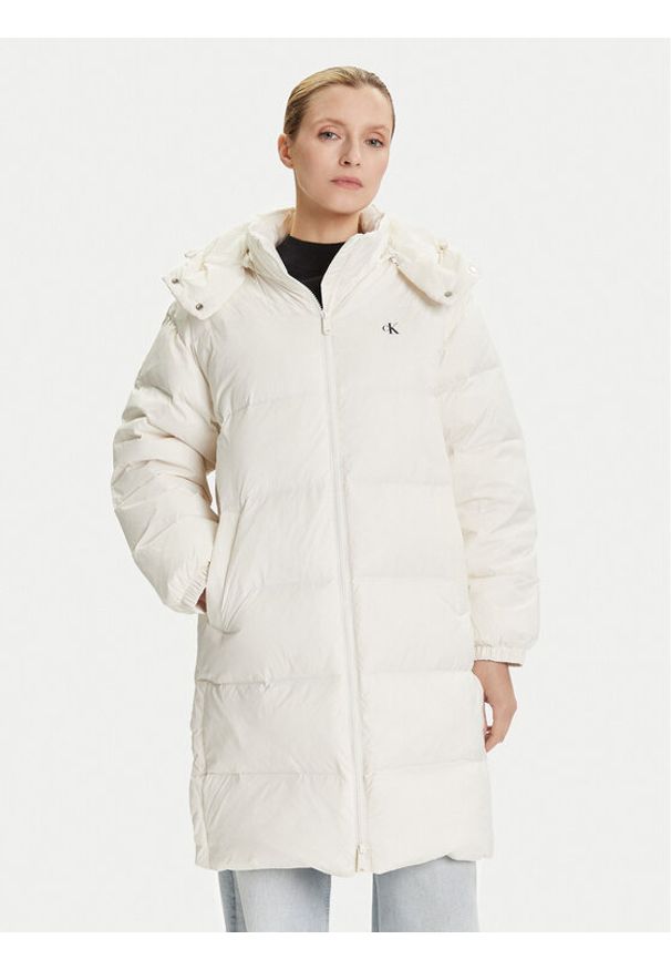 Calvin Klein Jeans Kurtka puchowa Essential LV047D502G Beżowy Regular Fit. Kolor: beżowy. Materiał: syntetyk