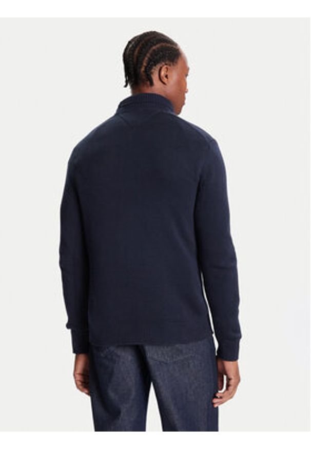 Tommy Jeans Golf DM0DM22096 Granatowy Regular Fit. Typ kołnierza: golf. Kolor: niebieski. Materiał: bawełna