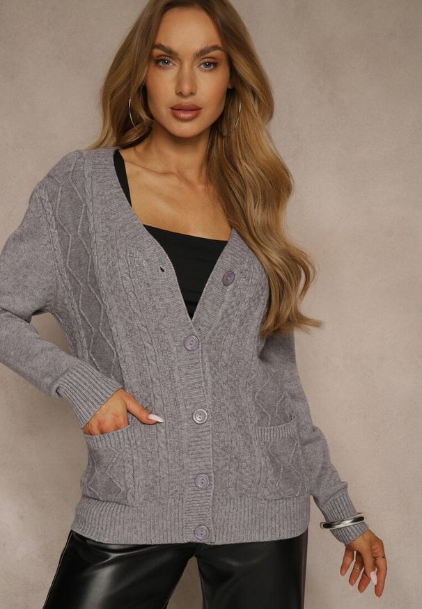 Renee - Szary Kardigan z Bawełną i Tłoczonym Wzorem Reisina. Okazja: na co dzień. Kolor: szary. Materiał: bawełna. Styl: casual, elegancki