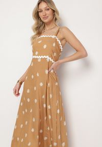 Born2be - Brązowa Wiskozowa Sukienka z Geometrycznym Wzorem Lenirisa. Okazja: na co dzień. Kolor: brązowy. Materiał: wiskoza. Długość rękawa: na ramiączkach. Wzór: geometria. Typ sukienki: proste. Styl: klasyczny, casual, elegancki #3