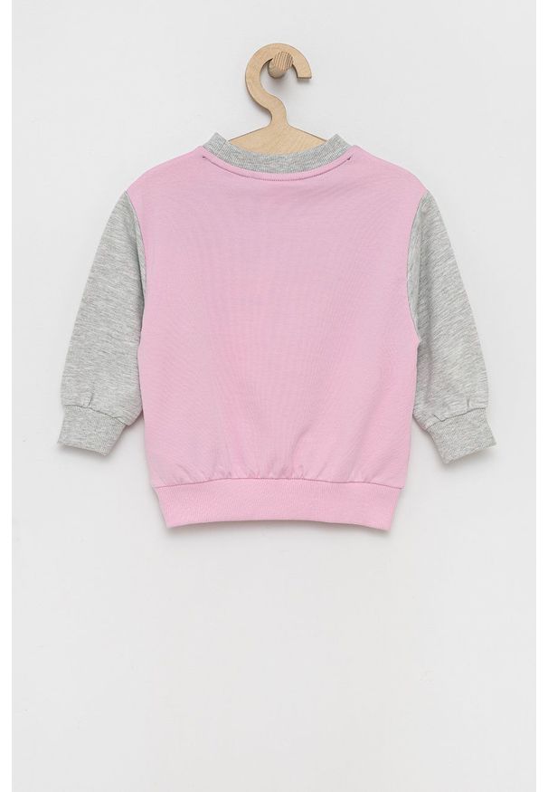 Fila bluza dziecięca kolor różowy z nadrukiem. Okazja: na co dzień. Kolor: różowy. Materiał: materiał. Wzór: nadruk. Styl: casual
