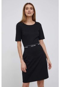 Calvin Klein Sukienka kolor czarny mini rozkloszowana. Kolor: czarny. Materiał: dzianina, włókno. Długość rękawa: krótki rękaw. Wzór: aplikacja. Typ sukienki: rozkloszowane. Długość: mini