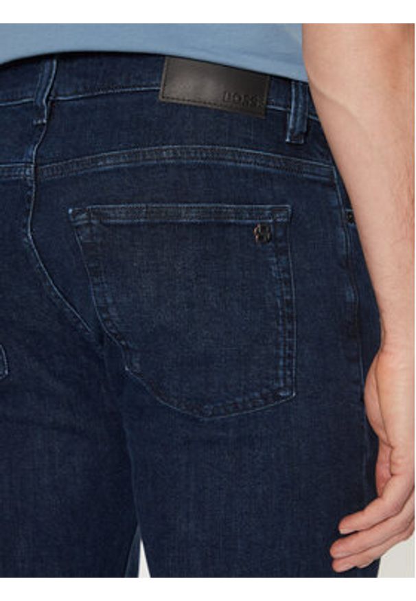 BOSS Jeansy 50532515 Granatowy Slim Fit. Kolor: niebieski