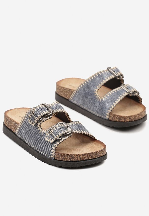 Renee - Ciemnoniebieskie Klapki na Korkowej Platformie z Ozdobnymi Przeszyciami Nurione. Okazja: na co dzień. Kolor: niebieski. Materiał: jeans. Obcas: na platformie. Styl: casual