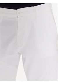 Guess Spodnie materiałowe Myron M3GB26 WFBW3 Biały Slim Fit. Kolor: biały. Materiał: bawełna #3