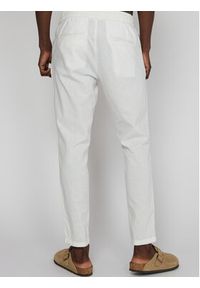 Matinique Spodnie materiałowe Barton 30206031 Biały Regular Fit. Kolor: biały. Materiał: bawełna, len #4