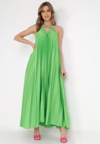 Born2be - Zielona Sukienka Satynowa Canice. Kolor: zielony. Materiał: satyna. Wzór: geometria. Długość: maxi