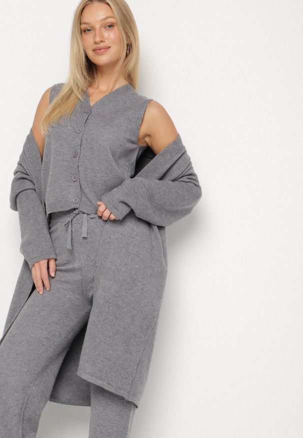 Born2be - Szary Dzianinowy Komplet z Wełną Kamizelka Długi Kardigan i Spodnie Otizela. Kolekcja: plus size. Kolor: szary. Materiał: dzianina, wełna