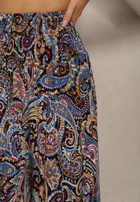 Renee - Czarno-Granatowe Spodnie Culottes z Bawełnianej Tkaniny Ozdobione Wzorem Paisley Gwinamas. Okazja: do pracy. Kolor: czarny. Materiał: bawełna, tkanina. Wzór: paisley, aplikacja #5