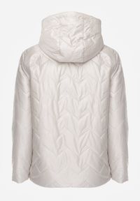 Born2be - Jasnoszara Pikowana Kurtka Przejściowa o Prostym Kroju z Kapturem Vimoris. Okazja: na spacer, na co dzień. Typ kołnierza: kaptur. Kolekcja: plus size. Kolor: szary. Materiał: poliester, jeans. Styl: casual, elegancki #2