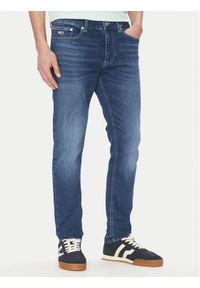Tommy Jeans Jeansy DM0DM21032 Niebieski Tapered Fit. Kolor: niebieski