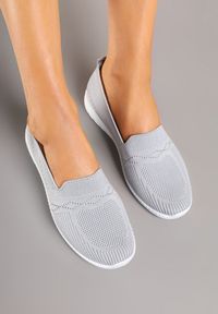 Born2be - Szare Wsuwane Tenisówki Mokasyny Venni. Okazja: na co dzień, na spacer. Zapięcie: bez zapięcia. Kolor: szary. Materiał: jeans. Wzór: aplikacja. Styl: elegancki, casual