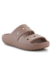 Klapki Crocs Classic Sandal V2 W 209403-2Q9 brązowe. Okazja: na plażę, na co dzień. Kolor: brązowy. Materiał: materiał. Sezon: lato. Styl: casual, klasyczny, wakacyjny #6