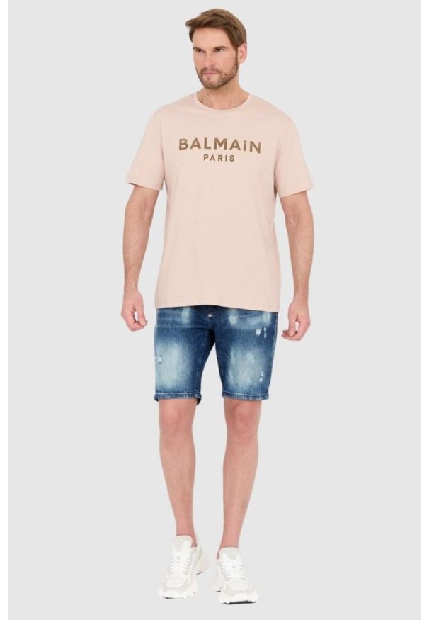 Balmain - BALMAIN Beżowy t-shirt z aksamitnym logo flock and foil. Kolor: beżowy