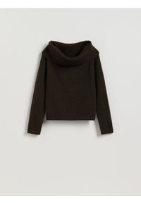Reserved - Sweter z wykładanym golfem - brązowy. Typ kołnierza: golf. Kolor: brązowy. Materiał: dzianina, wełna