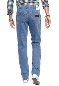 Wrangler - WRANGLER SPODNIE MĘSKIE TEXAS SLIM BLUE HONOR W12SM511Q. Wzór: aplikacja #6