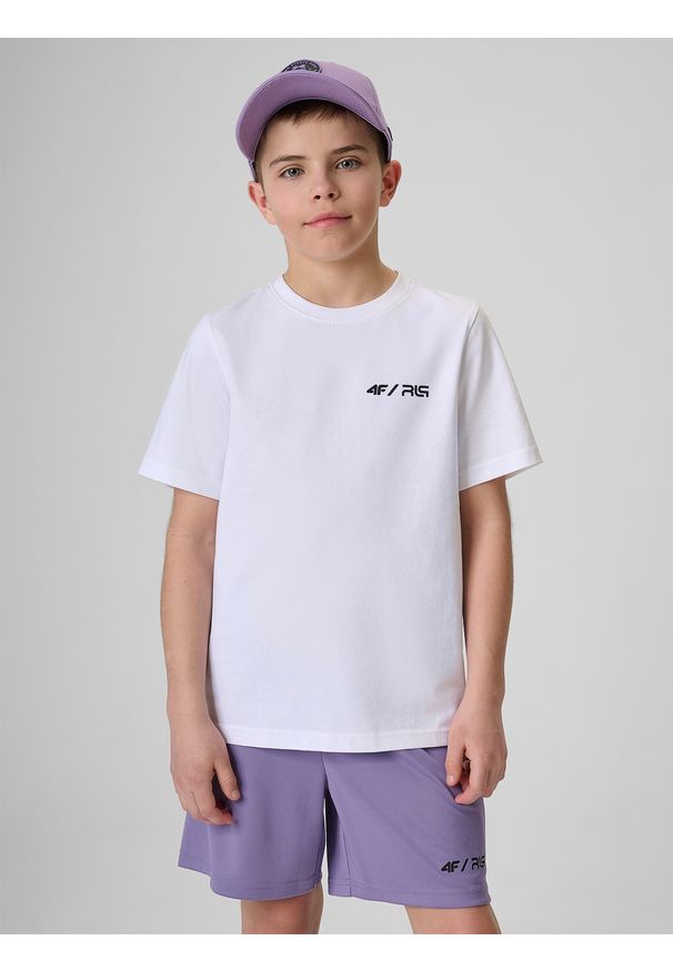 4f - 4F T-shirt regular z nadrukiem dziecięcy 4F JUNIOR x Robert Lewandowski - biały 128 (7-8 lat). Okazja: na co dzień. Kolor: biały. Materiał: bawełna, dzianina. Wzór: nadruk. Sezon: lato. Styl: młodzieżowy, sportowy, casual