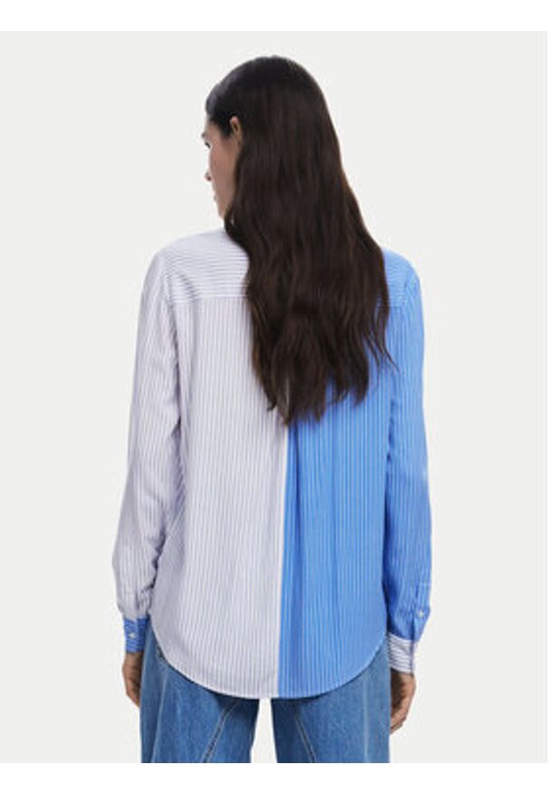 Desigual Koszula A Perfect Ride 25SWCW36 Niebieski Regular Fit. Kolor: niebieski. Materiał: wiskoza