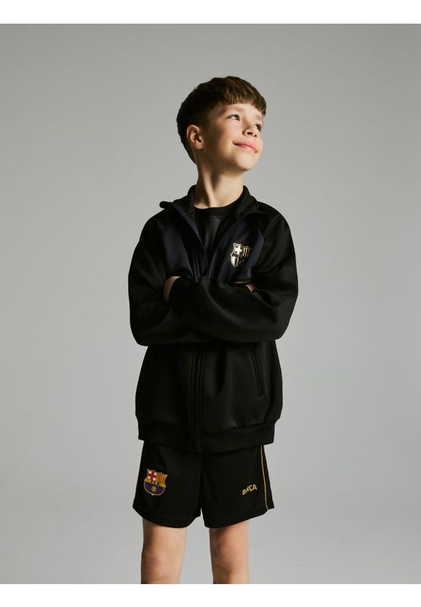 Reserved - Szorty FC Barcelona - czarny. Kolor: czarny. Materiał: dzianina