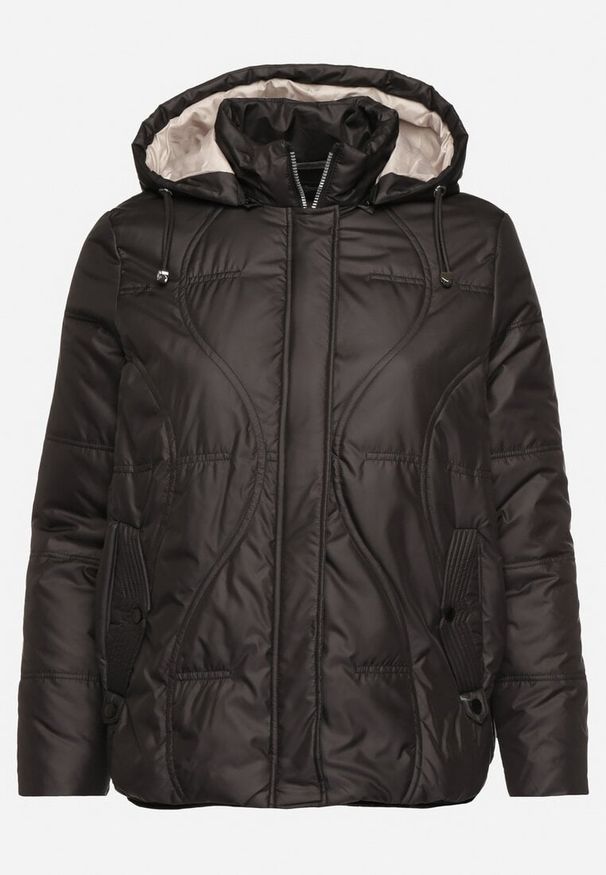 Born2be - Czarna Pikowana Kurtka z Odpinanym Kapturem i Kieszeniami Vilbia. Okazja: na co dzień, na spacer. Kolekcja: plus size. Kolor: czarny. Materiał: jeans, poliester. Styl: sportowy, casual, elegancki