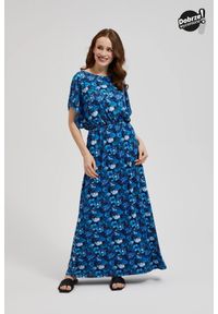 MOODO - Sukienka maxi w tropikalny wzór niebieska. Kolor: niebieski. Długość: maxi