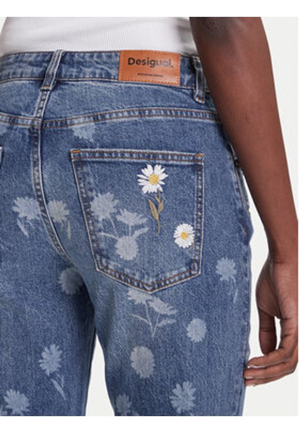 Desigual Jeansy Daisys 25WWDD16 Niebieski Straight Fit. Kolor: niebieski