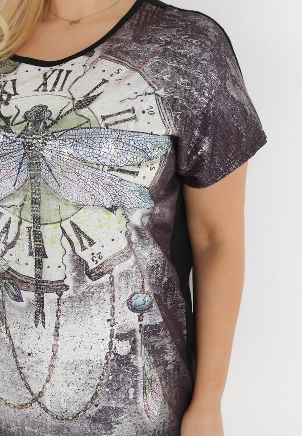 Born2be - Czarna Bluzka z Błyszczącym Nadrukiem i Krótkimi Rękawami Nataloli. Kolor: czarny. Długość rękawa: krótki rękaw. Długość: krótkie. Wzór: nadruk