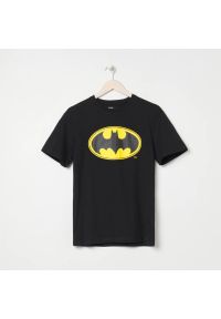 Sinsay - Koszulka Batman - Czarny. Kolor: czarny. Wzór: motyw z bajki