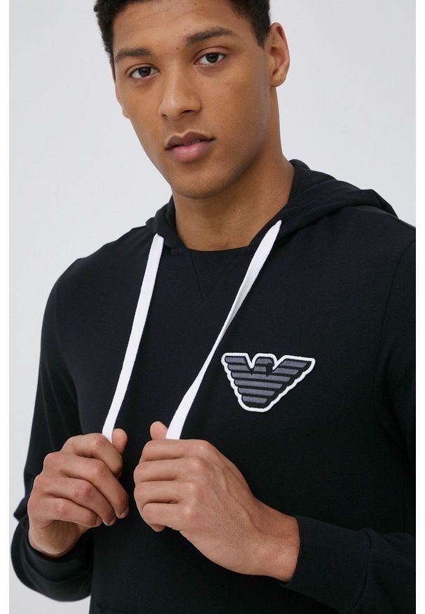 Emporio Armani Underwear bluza męska kolor czarny z kapturem z aplikacją. Typ kołnierza: kaptur. Kolor: czarny. Wzór: aplikacja