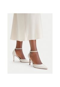 Szpilki Nine West. Kolor: biały. Obcas: na szpilce #1