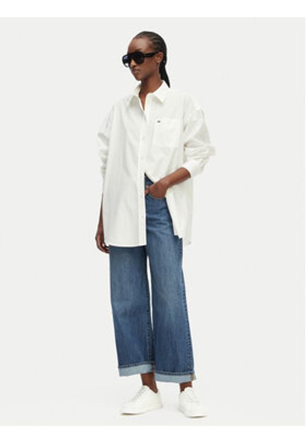 Tommy Jeans Koszula Essential DW0DW22936 Biały Oversize. Kolor: biały. Materiał: bawełna