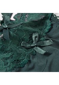 Intica - Stringi z koronkową gumką na co dzień Roswitha. Kolor: zielony. Materiał: koronka. Wzór: koronka #4