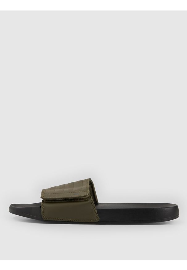 4f - 4F Klapki męskie - khaki 41. Okazja: na co dzień, na plażę. Kolor: oliwkowy, wielokolorowy, brązowy. Materiał: guma. Sezon: lato. Styl: wakacyjny, casual