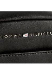 TOMMY HILFIGER - Tommy Hilfiger Saszetka Th City Mini Reporter AM0AM01941 Czarny. Kolor: czarny