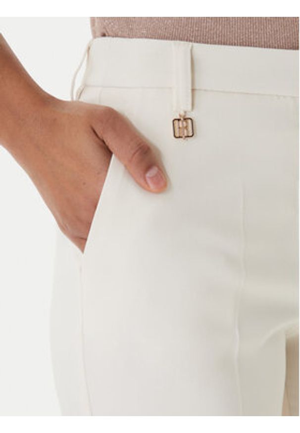 Fracomina Spodnie materiałowe FR26SV4002W42901 Écru Slim Fit. Kolor: kremowy. Materiał: syntetyk