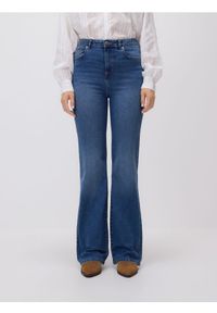 Reserved - Jeansy flare z wysokim stanem - niebieski. Stan: podwyższony. Kolor: niebieski. Materiał: jeans